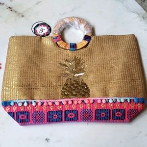 NWT America @ Beyond Razzle Dazzle pineapple tote